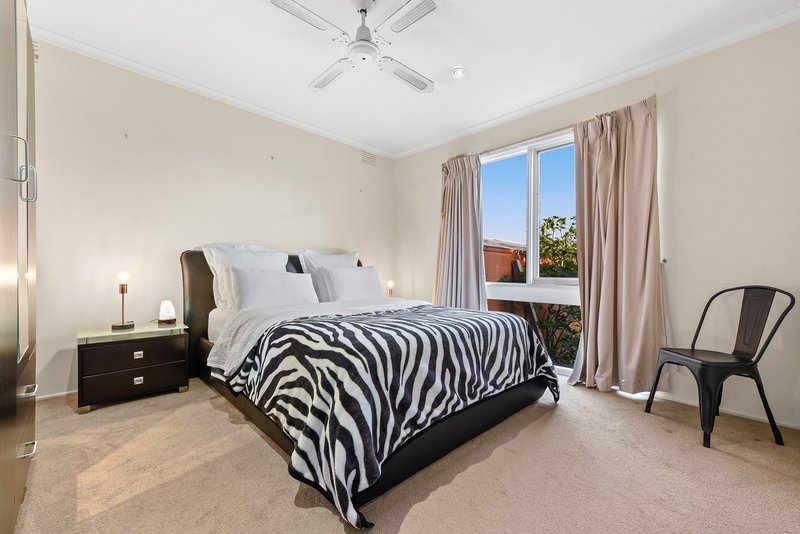 Photo - 118 Darren Road, Keysborough VIC 3173 - Image 7