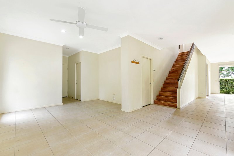 Photo - 118 Easthill Drive, Robina QLD 4226 - Image 8