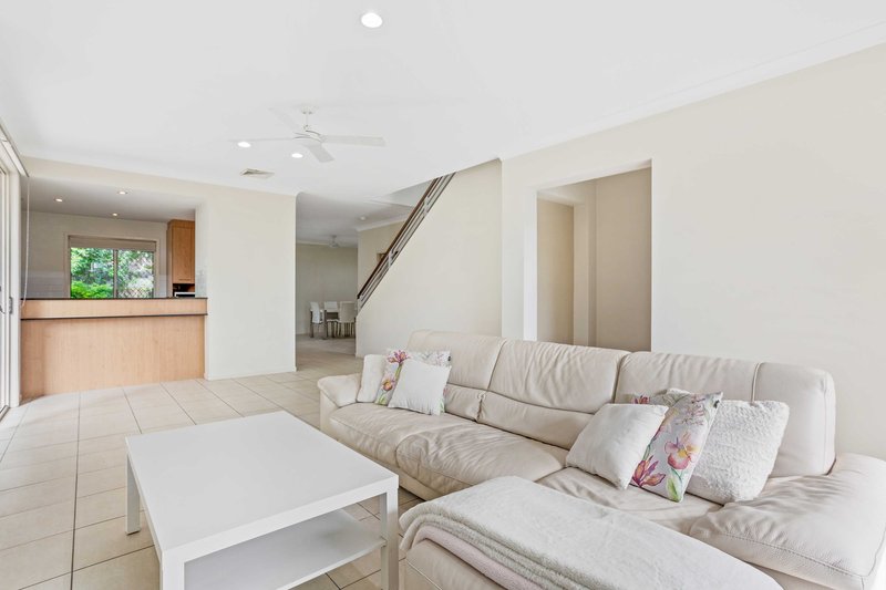 Photo - 118 Easthill Drive, Robina QLD 4226 - Image 4