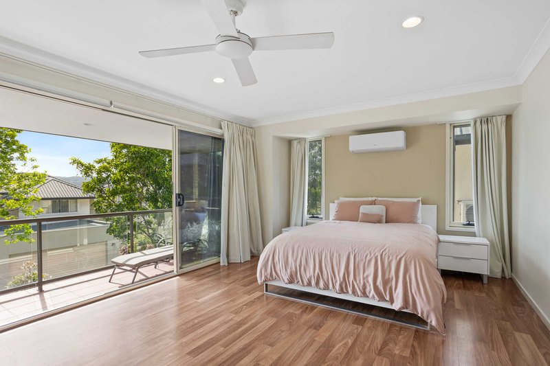 Photo - 118 Easthill Drive, Robina QLD 4226 - Image 7