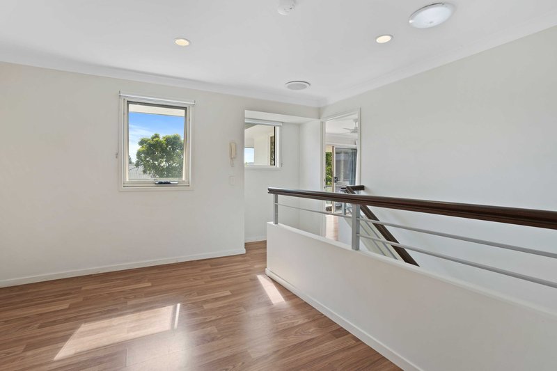 Photo - 118 Easthill Drive, Robina QLD 4226 - Image 9