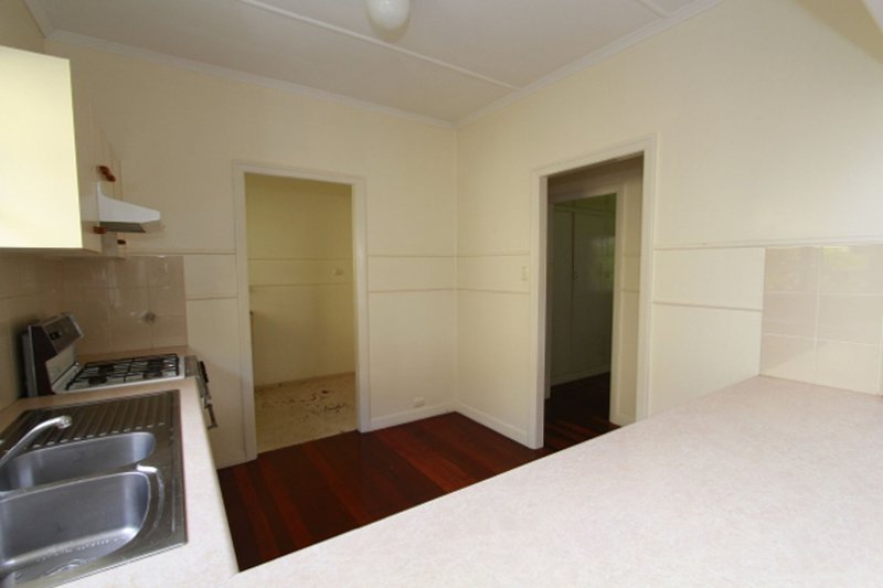 Photo - 1/18 Elizabeth Street, Toowong QLD 4066 - Image 8