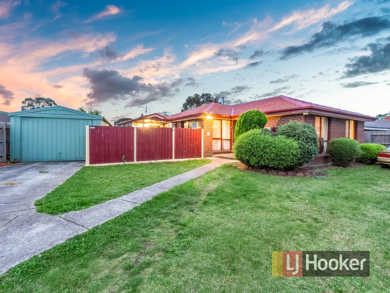 118 Endeavour Drive, Cranbourne North VIC 3977