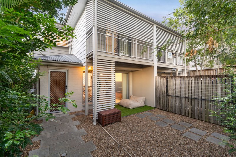 Photo - 11/8 Eric Road, Holland Park QLD 4121 - Image 8
