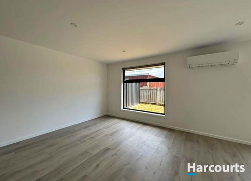 Photo - 1/18 Eveline Court, Devonport TAS 7310 - Image 4