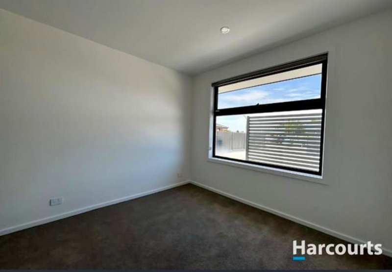 Photo - 1/18 Eveline Court, Devonport TAS 7310 - Image 6