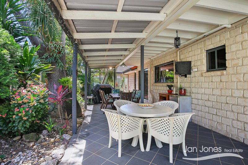 Photo - 118 Eversleigh Road, Scarborough QLD 4020 - Image 16