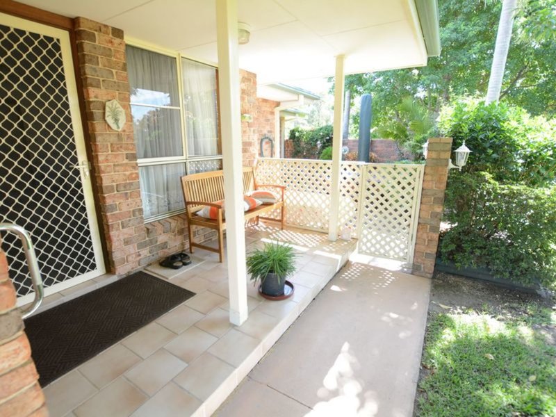 Photo - 1/18 Farleigh Street, Old Bar NSW 2430 - Image 2