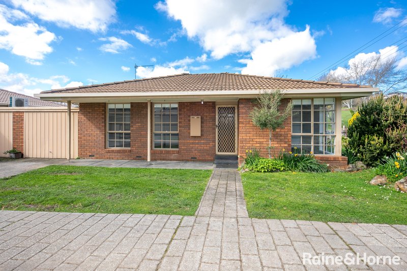 1/18 Fisher Street, Gisborne VIC 3437