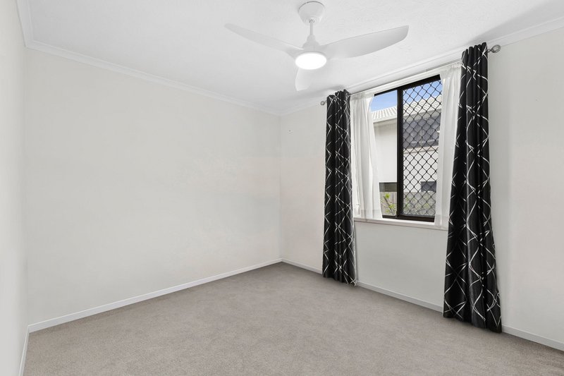 Photo - 1/18 Garden Street, Southport QLD 4215 - Image 5