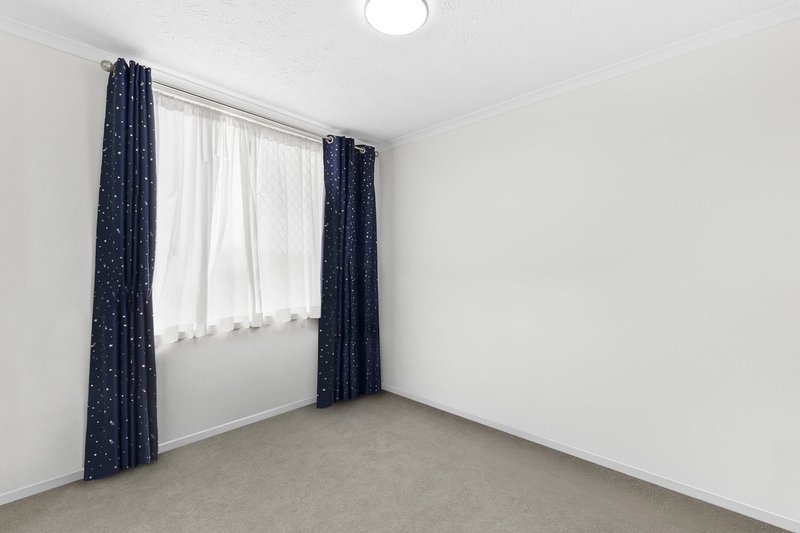 Photo - 1/18 Garden Street, Southport QLD 4215 - Image 6