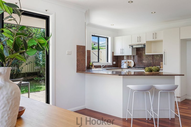 Photo - 1/18 Geraldton Drive, Redhead NSW 2290 - Image 9