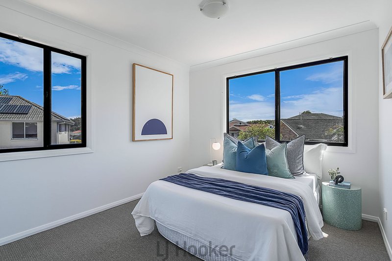 Photo - 1/18 Geraldton Drive, Redhead NSW 2290 - Image 14