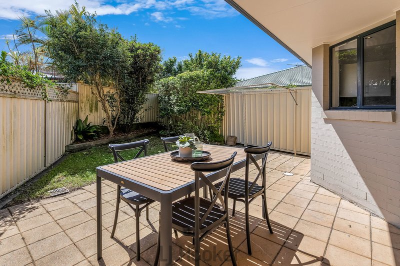 Photo - 1/18 Geraldton Drive, Redhead NSW 2290 - Image 16