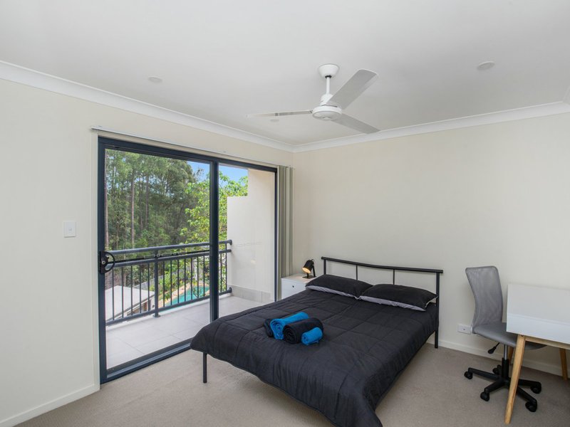 Photo - 1/18 Geraldton Drive, Varsity Lakes QLD 4227 - Image 13