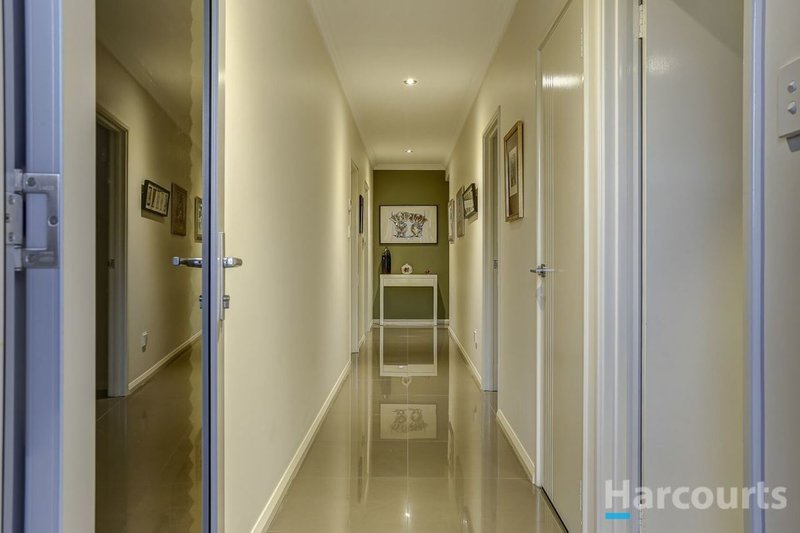 Photo - 118 Hayes Avenue, Yokine WA 6060 - Image 5