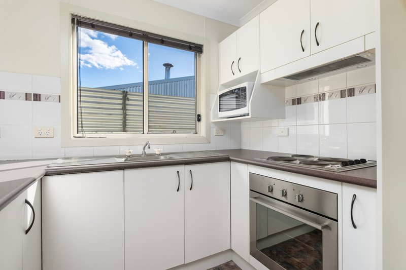 Photo - 1/18 Henty Street, Culcairn NSW 2660 - Image 2