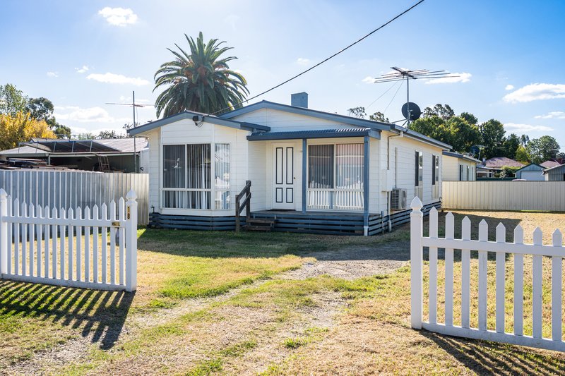 Photo - 1/18 Henty Street, Culcairn NSW 2660 - Image 11