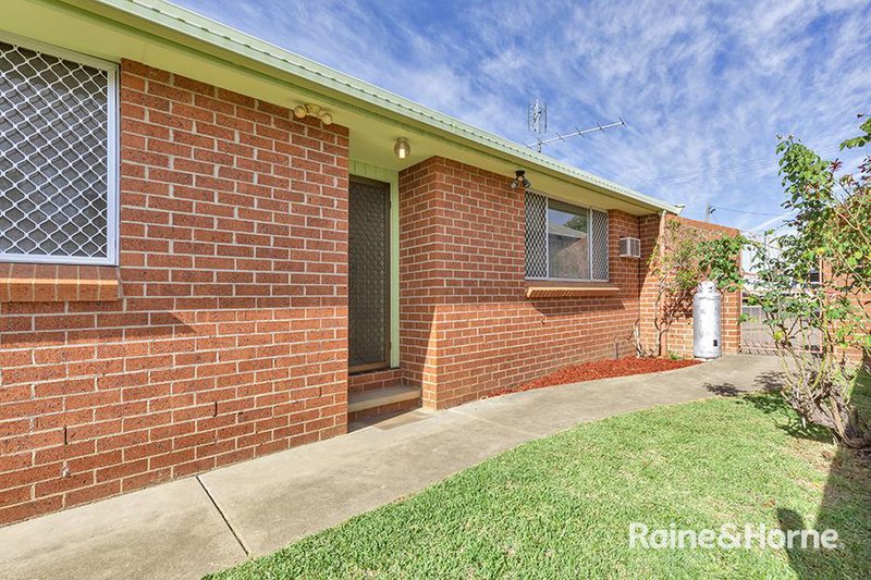 Photo - 1/18 Hercules Street, Tamworth NSW 2340 - Image 4