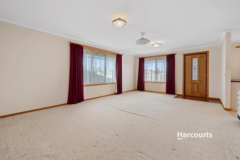 Photo - 1/18 Hobbs Parade, West Ulverstone TAS 7315 - Image 5