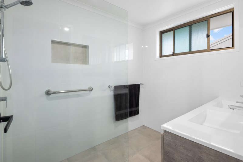 Photo - 1/18 Jacaranda Avenue, Tweed Heads West NSW 2485 - Image 12