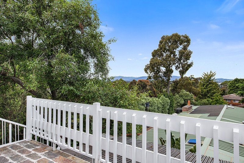 Photo - 118 Jells Road, Wheelers Hill VIC 3150 - Image 9