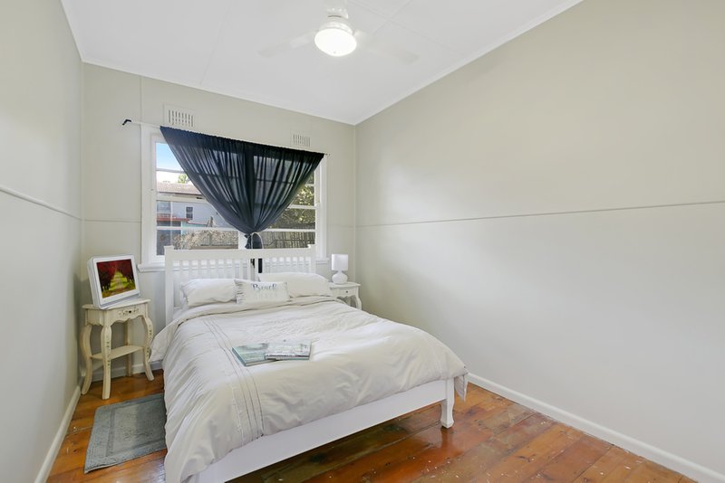 Photo - 118 Kennedy Drive, Tweed Heads West NSW 2485 - Image 2