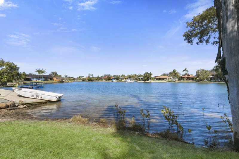 Photo - 118 Kennedy Drive, Tweed Heads West NSW 2485 - Image 6