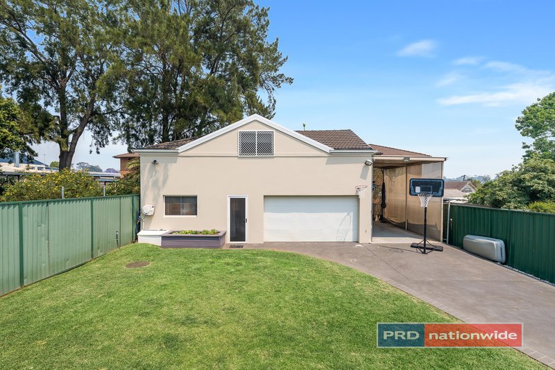 Photo - 118 Lambeth Street, Panania NSW 2213 - Image 7