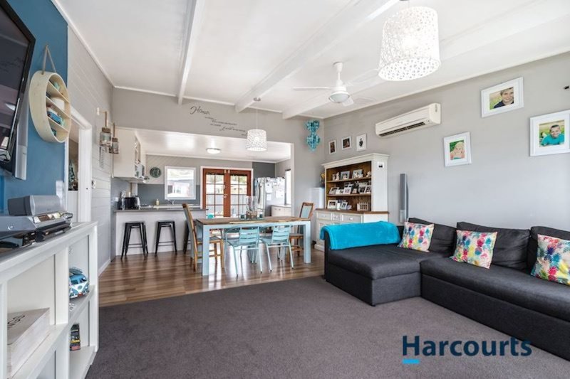 Photo - 118 Leven Street, Ulverstone TAS 7315 - Image 5