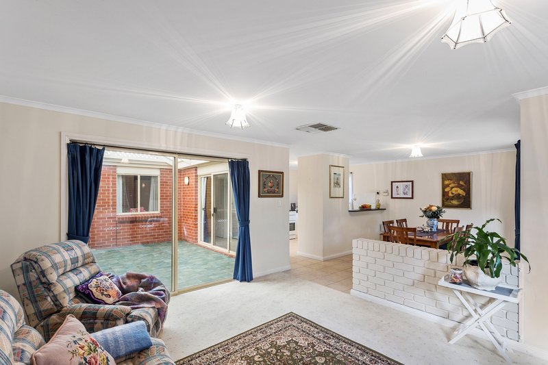 Photo - 1/18 Mcewin Avenue, Redwood Park SA 5097 - Image 2