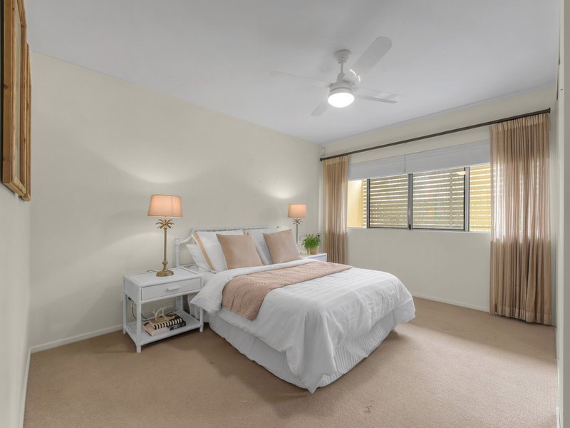 Photo - 1/18 Milne Street, Clayfield QLD 4011 - Image 11