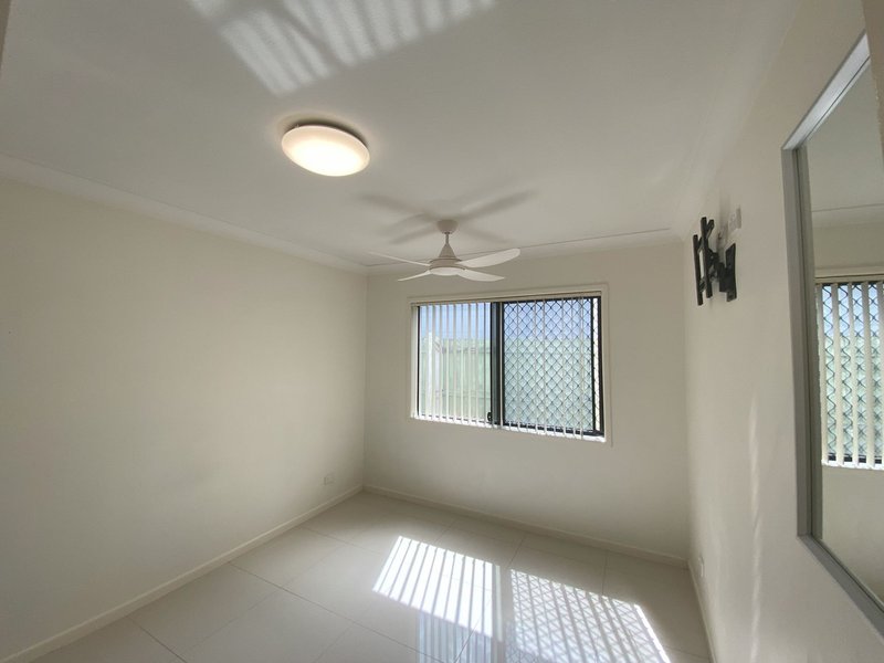 Photo - 1/18 Muraban Street, Mooloolaba QLD 4557 - Image 4