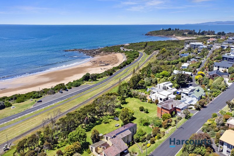 Photo - 118 North Street, Devonport TAS 7310 - Image 2