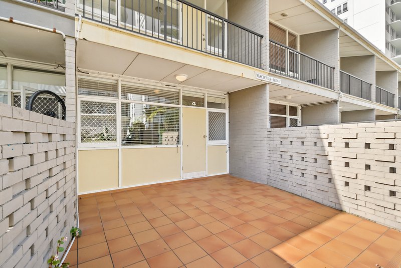 Photo - 118 Old Burleigh Road, Broadbeach QLD 4218 - Image 4