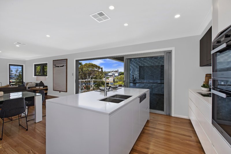 Photo - 1/18 Painters Lane, Terrigal NSW 2260 - Image 9