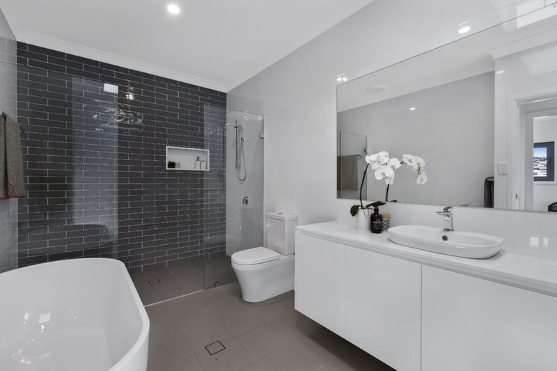 Photo - 1/18 Painters Lane, Terrigal NSW 2260 - Image 15