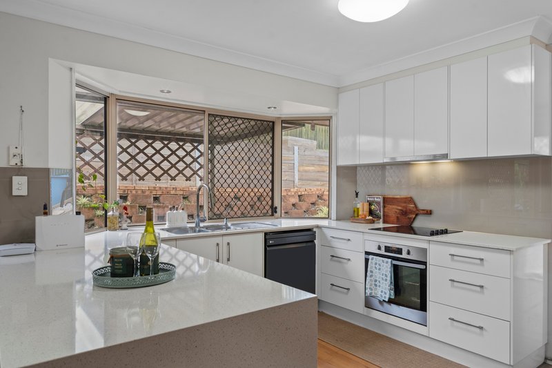Photo - 118 Pohon Drive, Tanah Merah QLD 4128 - Image 6