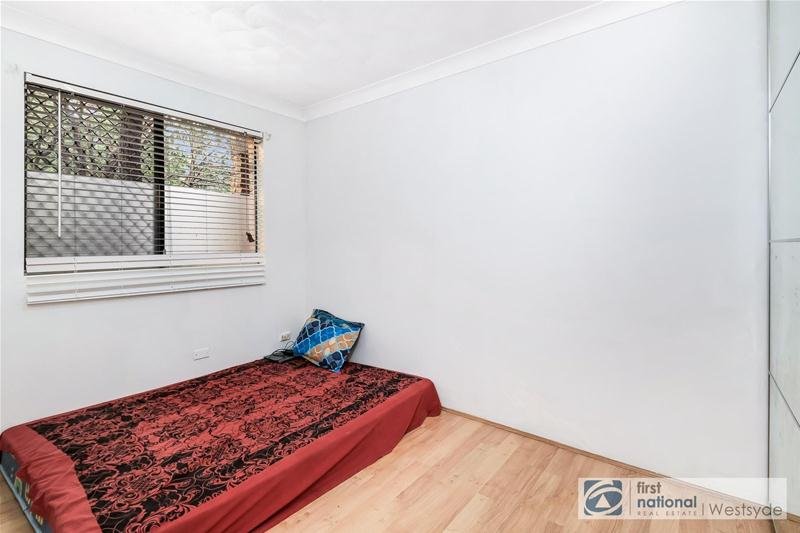 Photo - 1/18 Queens Road, Westmead NSW 2145 - Image 6