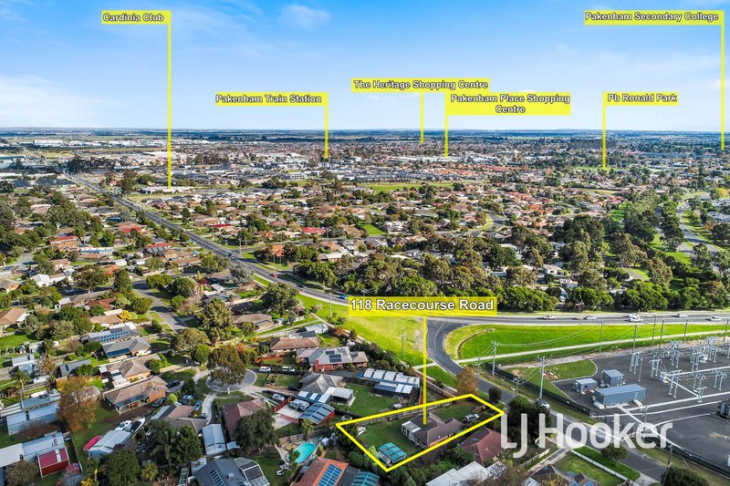 Photo - 118 Racecourse Road North, Pakenham VIC 3810 - Image 2