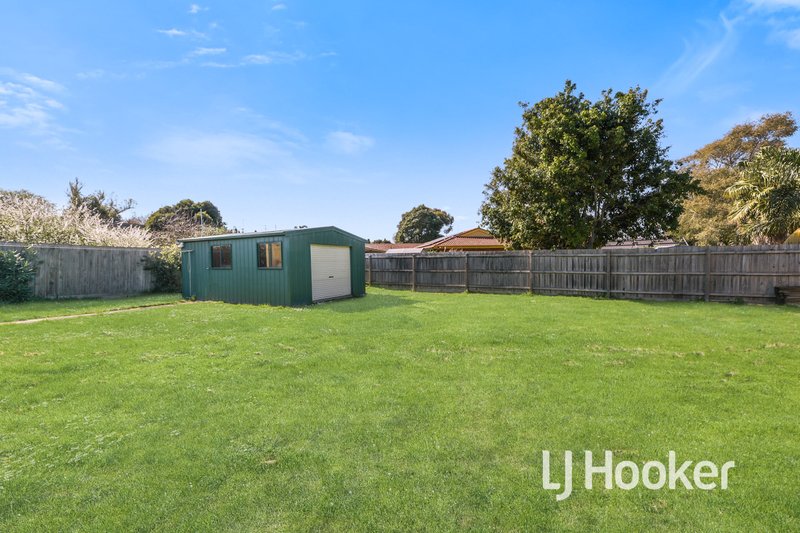 Photo - 118 Racecourse Road North, Pakenham VIC 3810 - Image 15