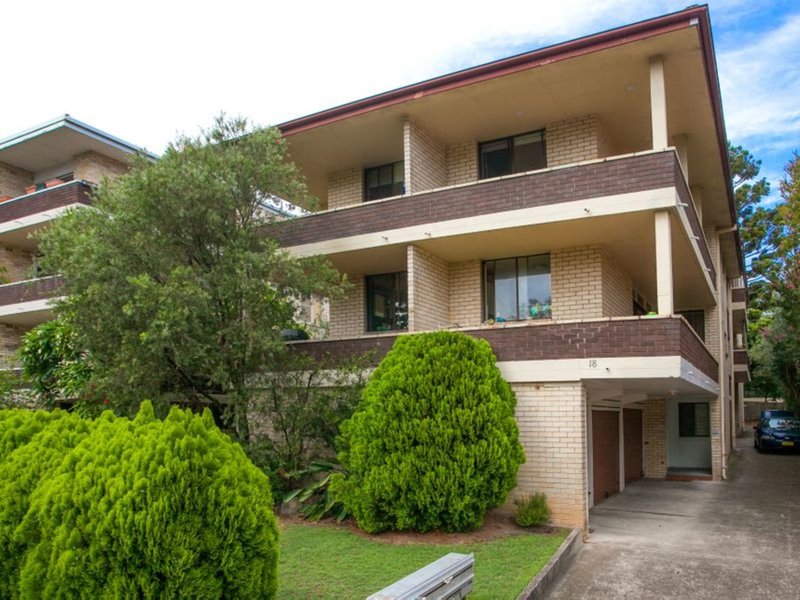 Photo - 1/18 Regent Street, Dee Why NSW 2099 - Image 4