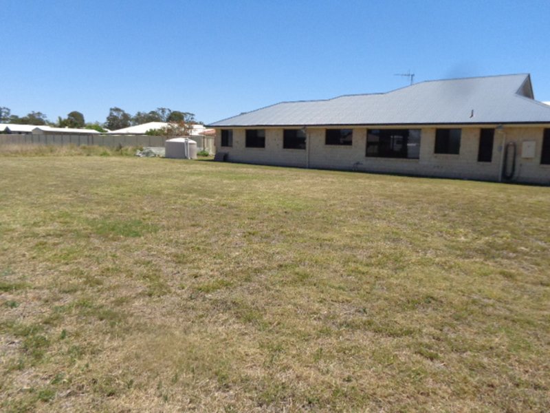 Photo - 118 Riverview  Dr, , Burrum Heads QLD 4659 - Image 4