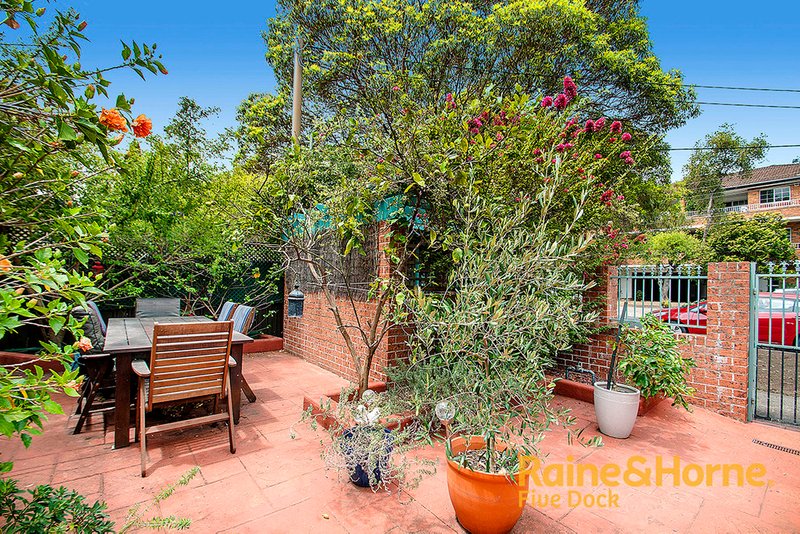 Photo - 1/18 Rokeby Road, Abbotsford NSW 2046 - Image 3