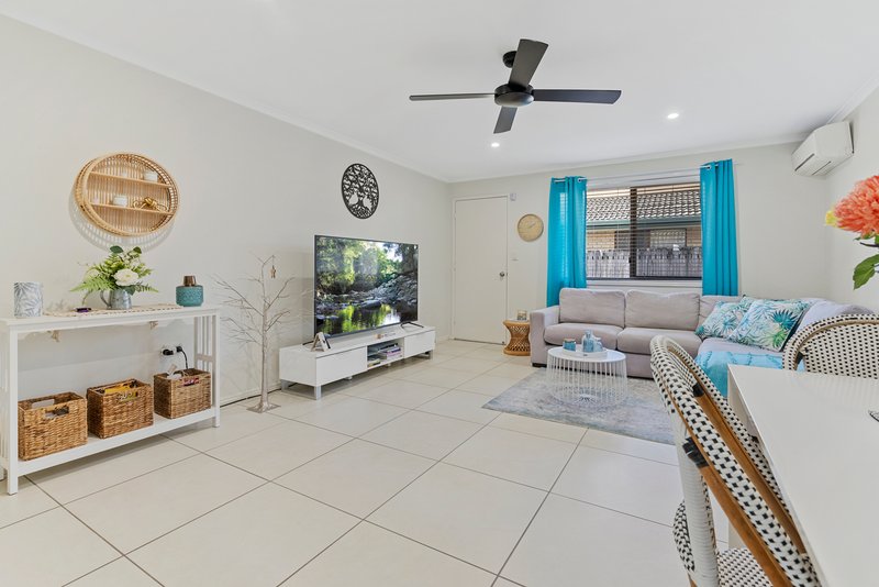 Photo - 1/18 Ronald Street, Wynnum QLD 4178 - Image 5