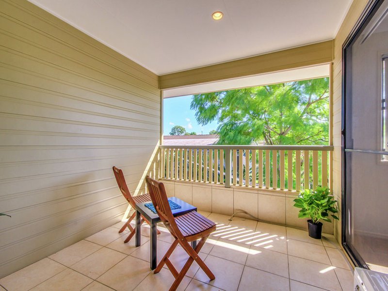 Photo - 1/18 Rowell Street, Zillmere QLD 4034 - Image 8