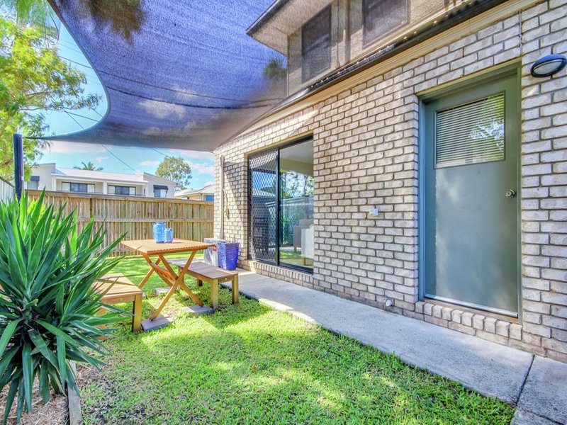 Photo - 1/18 Rowell Street, Zillmere QLD 4034 - Image 12