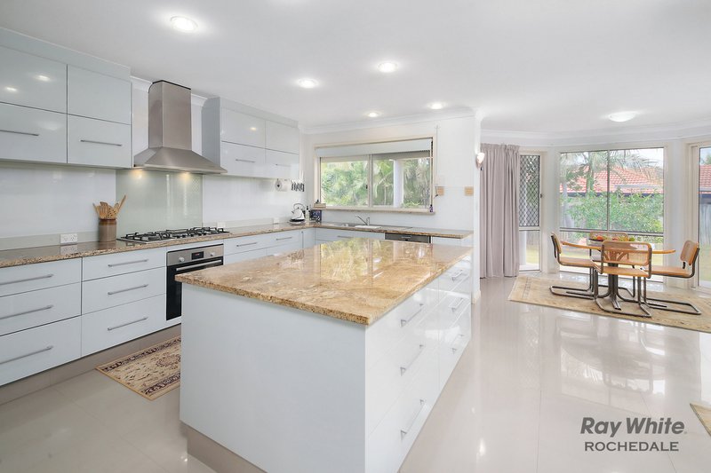 Photo - 118 Rubicon Crescent, Kuraby QLD 4112 - Image 8