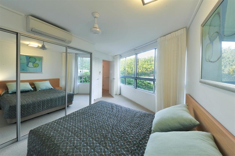 Photo - 1/18 Seaview Drive, Airlie Beach QLD 4802 - Image 16