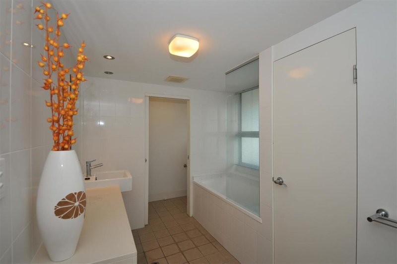 Photo - 1/18 Seaview Drive, Airlie Beach QLD 4802 - Image 19